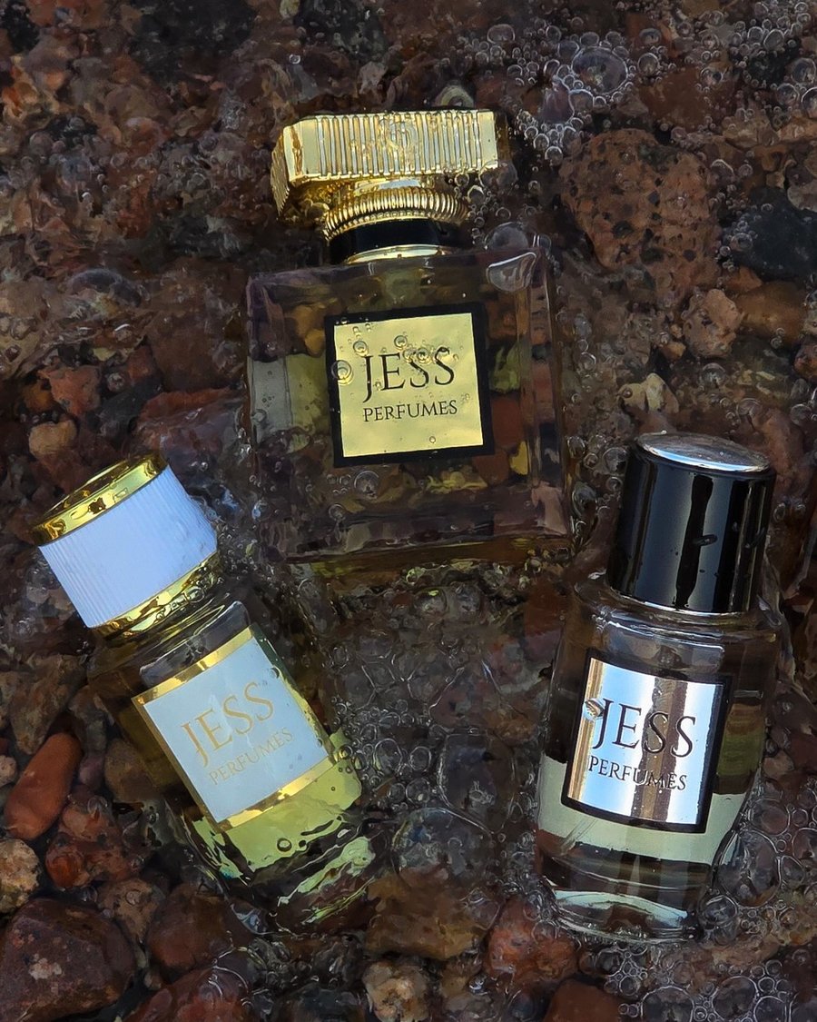 Jess bottles in three sizes